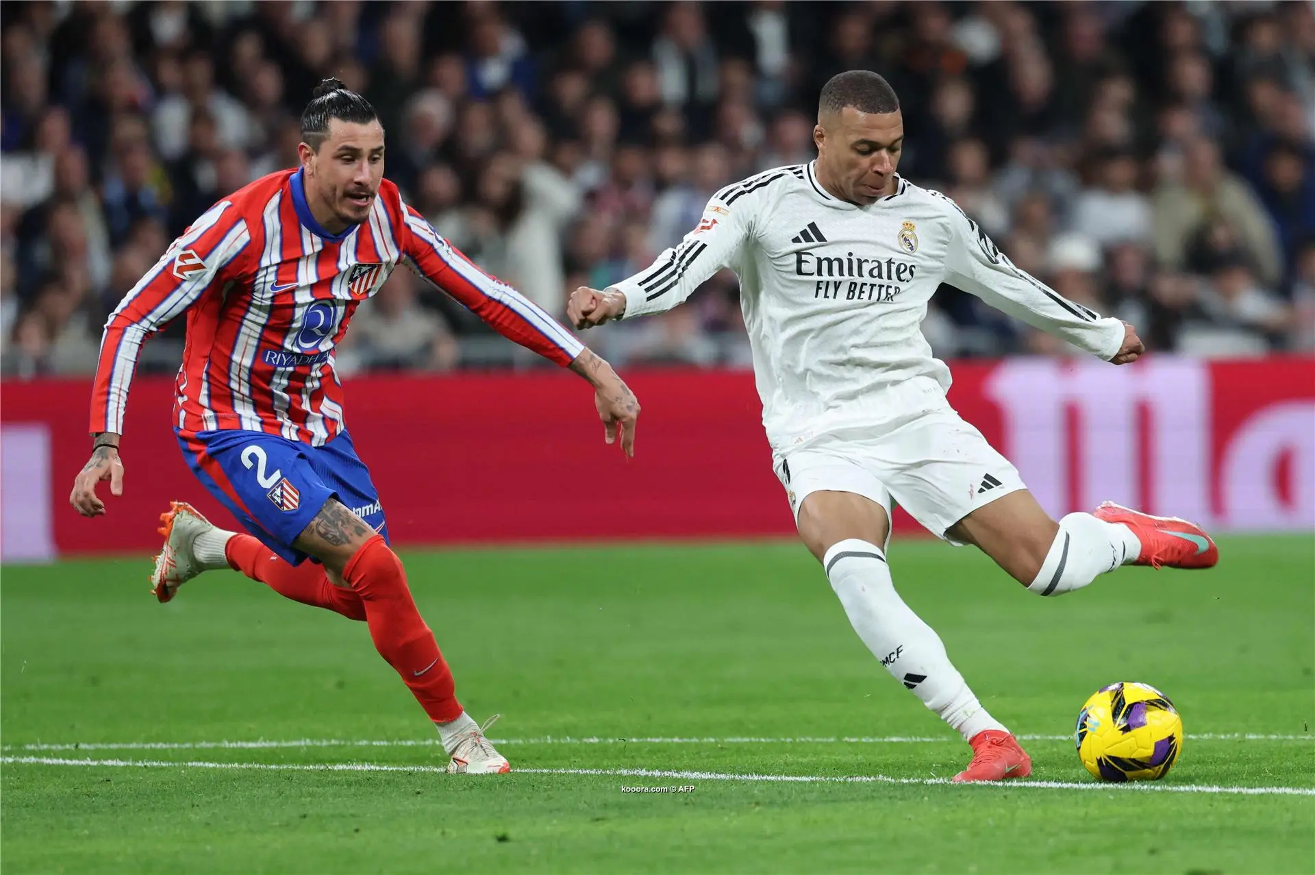 صراع القمة في مدريد: ريال مدريد وأتلتيكو يتنافسان على الصدارة