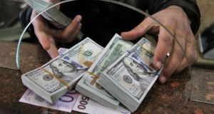 استقرار طفيف ..أسعار صرف الليرة اللبنانية مقابل الدولار اليوم الأحد 25مايو