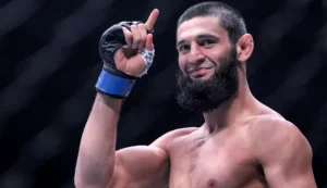 بطولة UFC 308: معركة الشجعان بين حمزة شيماييف وروبرت ويتاكر في قلب أبوظبي