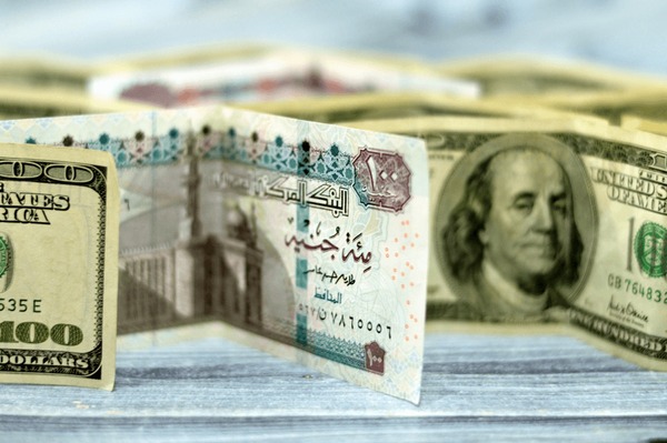 شاهد كم وصل سعر صرف الجنيه المصري مقابل الدولار اليوم الأربعاء 30أبريل 2025؟؟