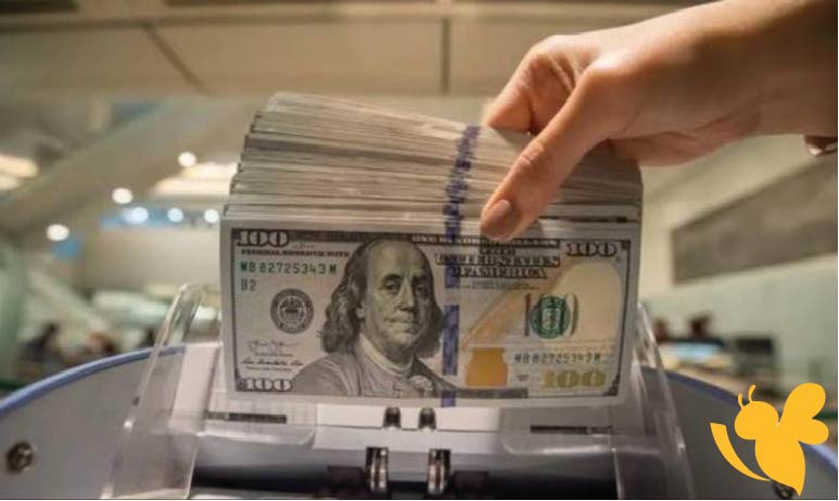 انخفاض ملحوظ : الدولار يواصل التراجع أمام الجنيه المصري.. أسعار اليوم 30 يونيو 2025
